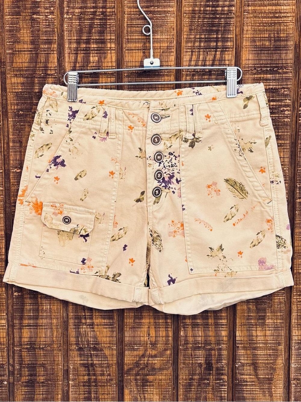 NWTS Anthropologie Pilcro The Wanderer Cream Colored Floral Print Shorts